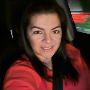 Meet your Posher, Kenia